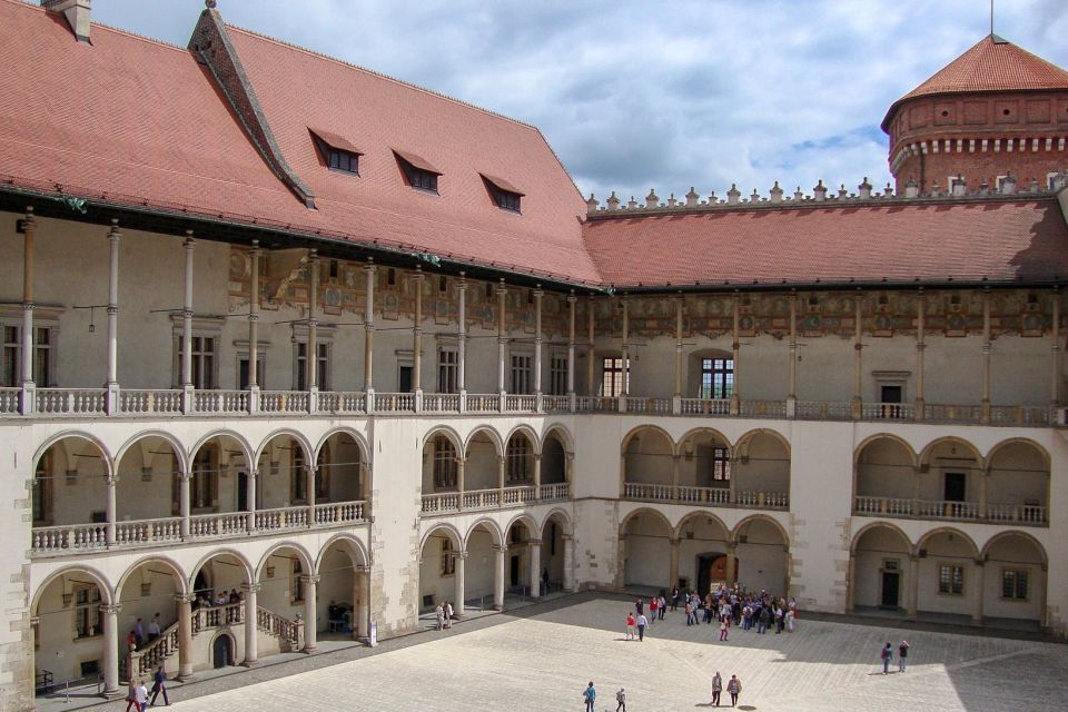 Skip-the-Line Wawel Castle Chambers Private Tour - Highlights of the Tour