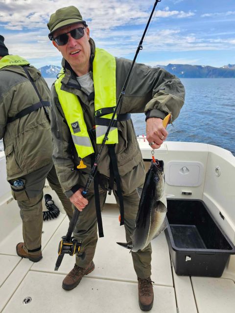 Skjervøy: Guided Fishing Trip With Local Expert - Experience Highlights