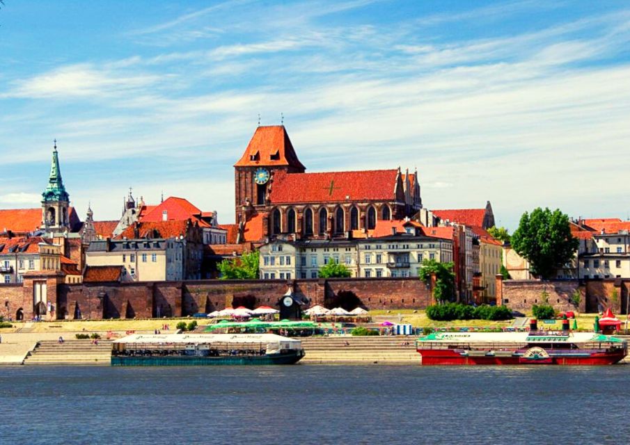 Small-Group Tour From Warsaw to Torun With Lunch - Itinerary Highlights