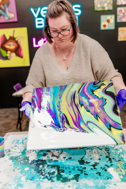 SMITH MOUNTAIN LAKE:HAWAII FLUID ART CLASS EXPERIENCE/CANVAS - Booking Information