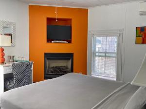 Somerset House Inn - Prime Location