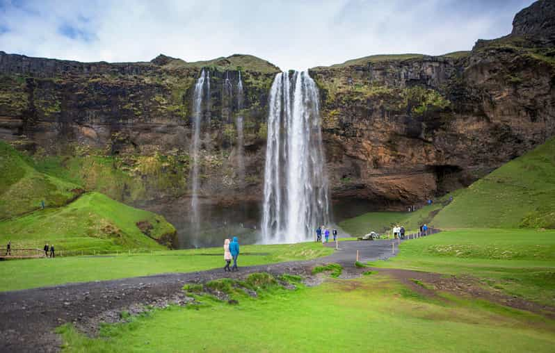 South Coast + Jökulsárlón + Diamond Beach Private Tour - Itinerary Highlights