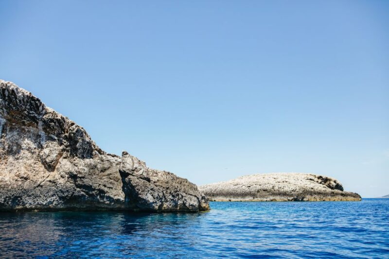 Split: Blue Cave, Vis & Hvar Full-Day Trip by Speedboat - Itinerary Highlights