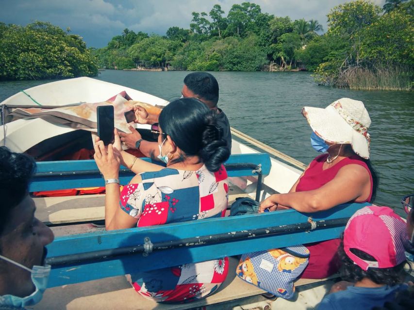 Sri Lanka Bentota: Mangrove Lagoon and River Cruise - Wildlife and Ecosystem