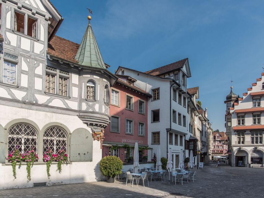 St. Gallen: Guided Old Town Walking Tour - Experience the Old Town