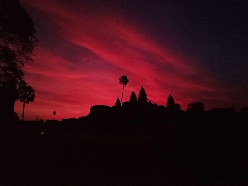 Sunrise Over Angkor Wat Private One Day Trip - Tour Features