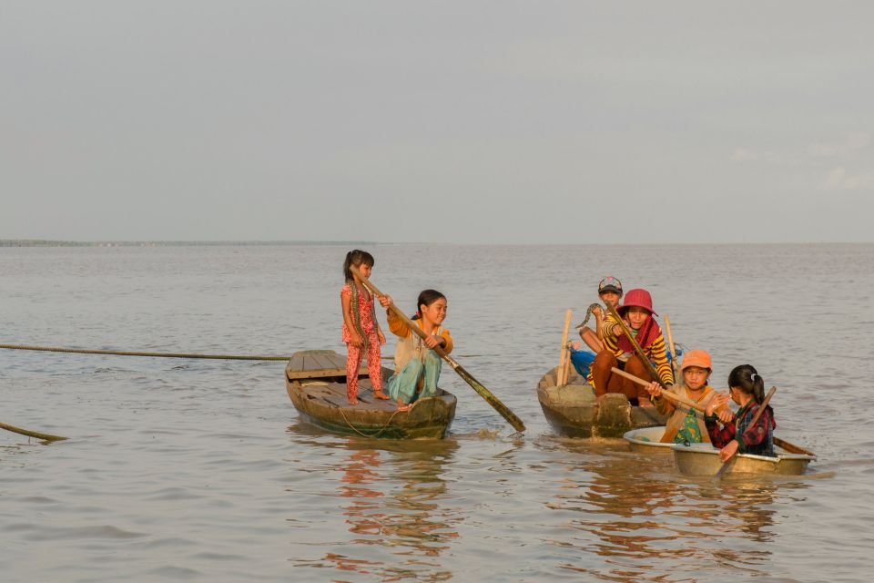 Sunset Dinner Tour: Tonle Sap Lake Floating Village - Experience Highlights