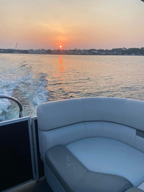 Sunset/Dolphin Cruise on the Emerald Coast - How to Book Your Experience