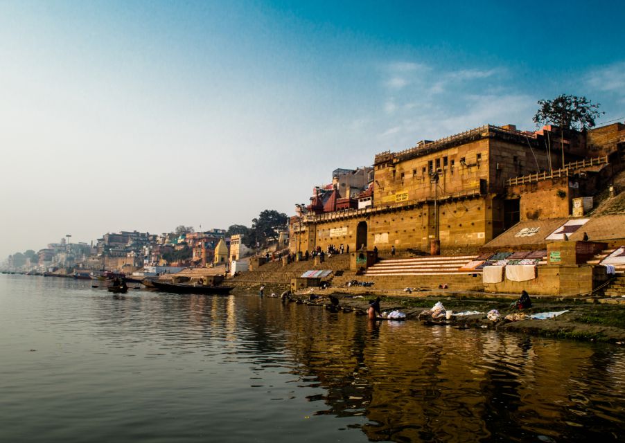 Sunset in Varanasi Tour With a Local With Free Ganga Aarti - Experience Highlights