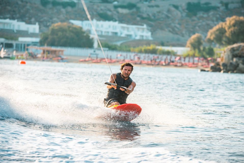 Super Paradise Beach: Kneeboarding Experience - Safety and Equipment