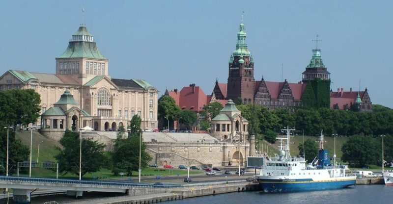 Szczecin: Medieval Old Town Private Walking Tour - Highlights of the Tour