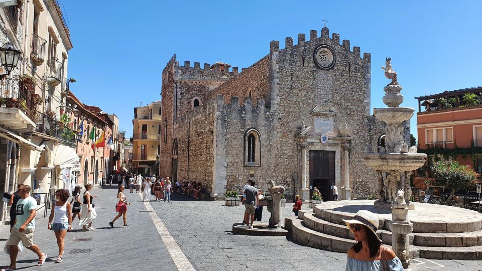 Taormina: Audio Guide Sightseeing Tour on Your Smartphone - Experience Highlights