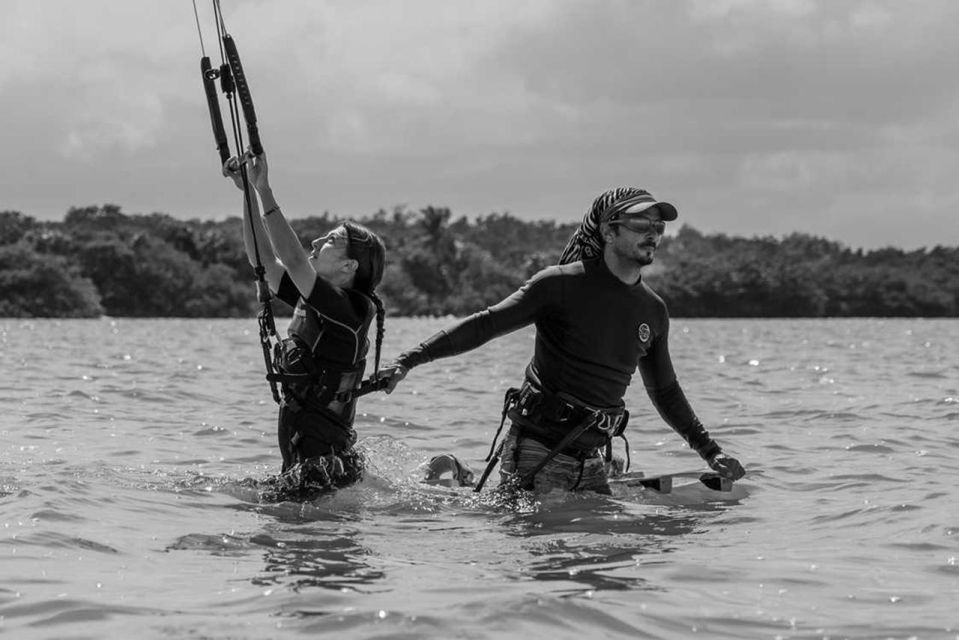 Tarifa: Kitesurfing Course With Certified Instructor - Pricing and Inclusions