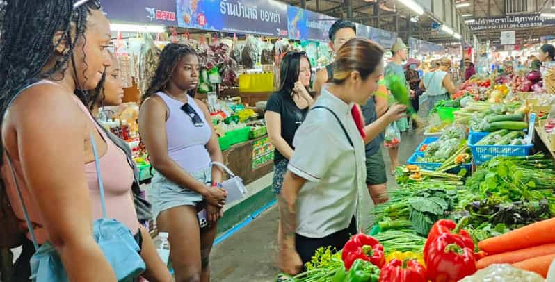 Thai Cooking Class in Chiangmai Thailand - Learning Thai Cooking Techniques