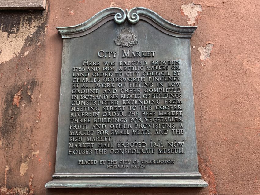 The French Quarter: GPS Guided Walking Tour With Audio Guide - Pineapple Fountain and Its Story