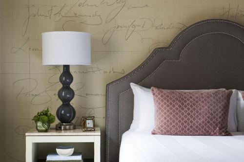 The Mayflower Hotel, Autograph Collection - Guest Ratings and Reviews