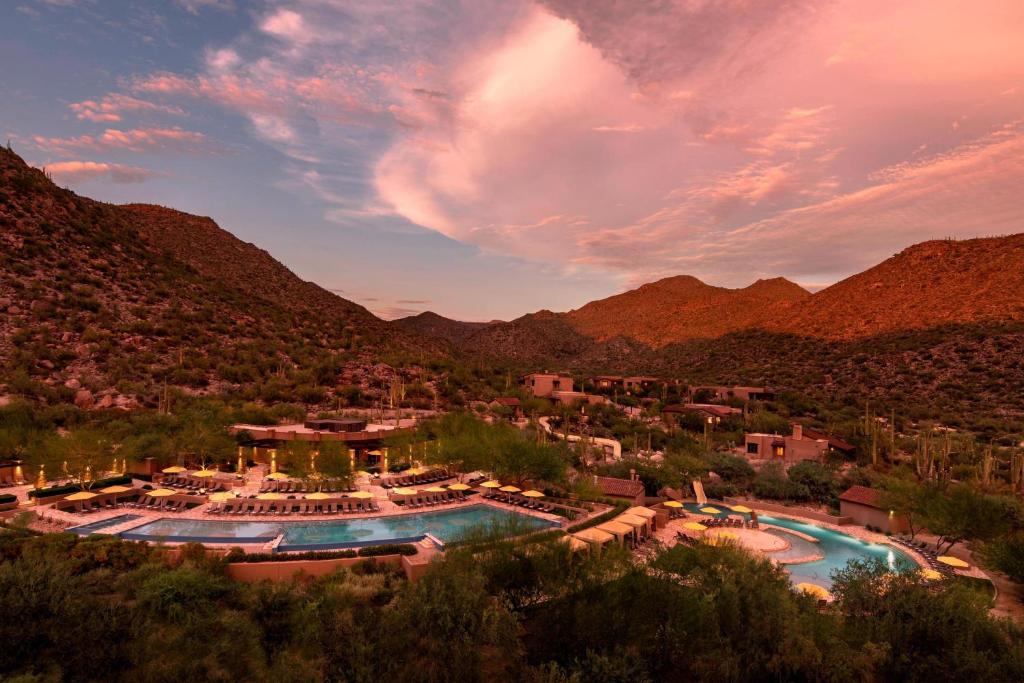 The Ritz-Carlton, Dove Mountain Review