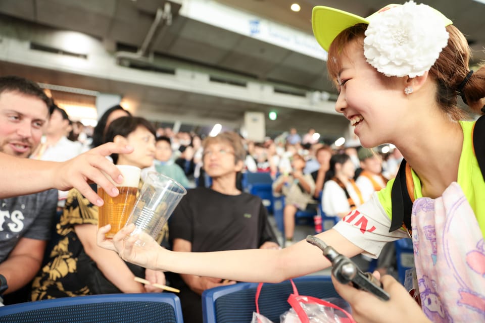 Tokyo Dome: Yomiuri Giants Baseball Game Ticket With Towel - Seating Arrangements