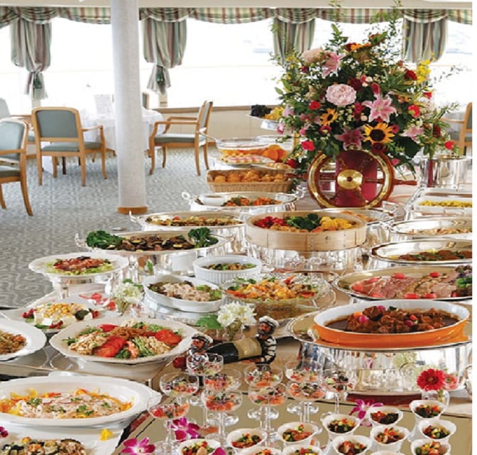 Tokyo: Tokyo Bay Dinner Cruise - Onboard Dining Options