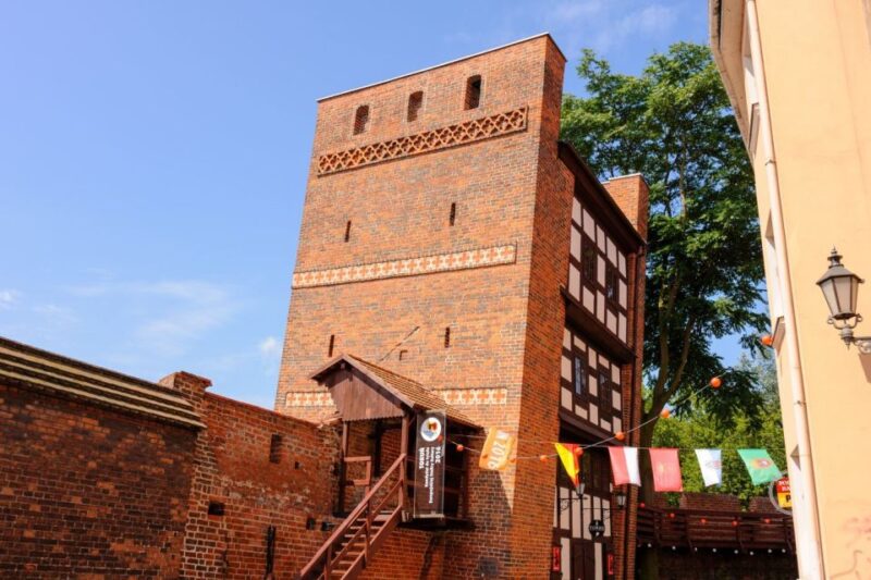 Torun Living Museum of Gingerbread and Old Town Private Walk - Experience Highlights