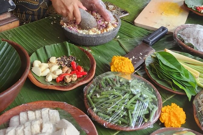 Traditional Balinese Cooking Class With Tanah Lot Temple Tour - Tour Highlights