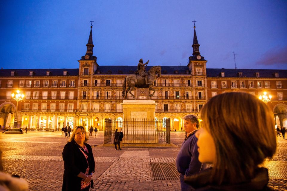 Traditional Madrid Night Tapas and Drinks Tour - Itinerary Highlights