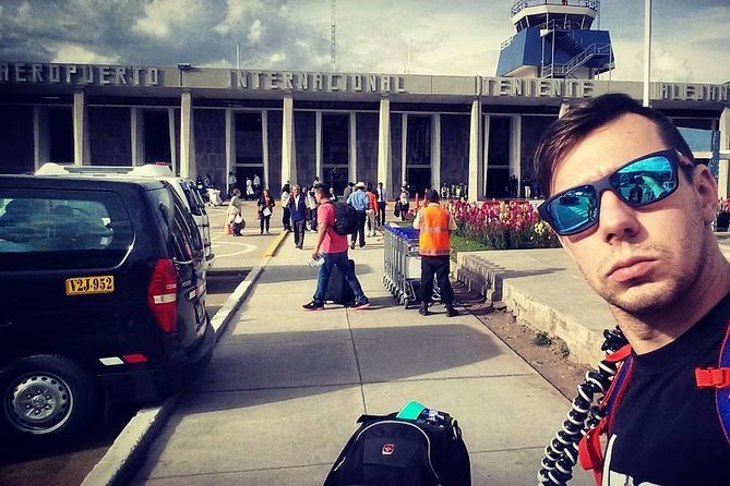 Transfer Cusco Airport to Hotel in Cusco Round Trip - Booking and Availability