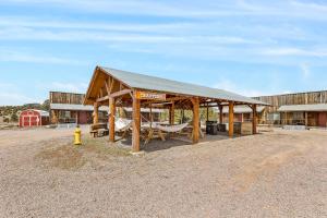 Trappers Rendezvous - Unique Accommodation Features