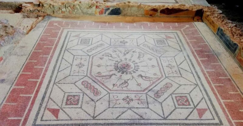 Tuk Tuk: Spello & Villa Mosaici: Italian - Highlights