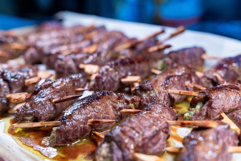 Turin: Aperitivo in a Courtyard With Tastings - Venue Highlights in the Courtyard