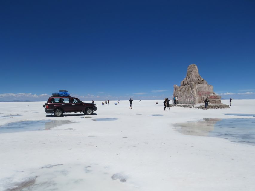 Uyuni: Uyuni Salt Flats With Sunset and Wine Tasting - Itinerary Highlights