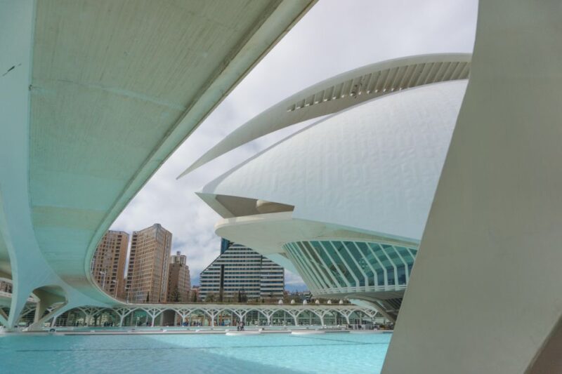 Valencia: Capture the Most Photogenic Spots With a Local - Photogenic Spots and Local Insights