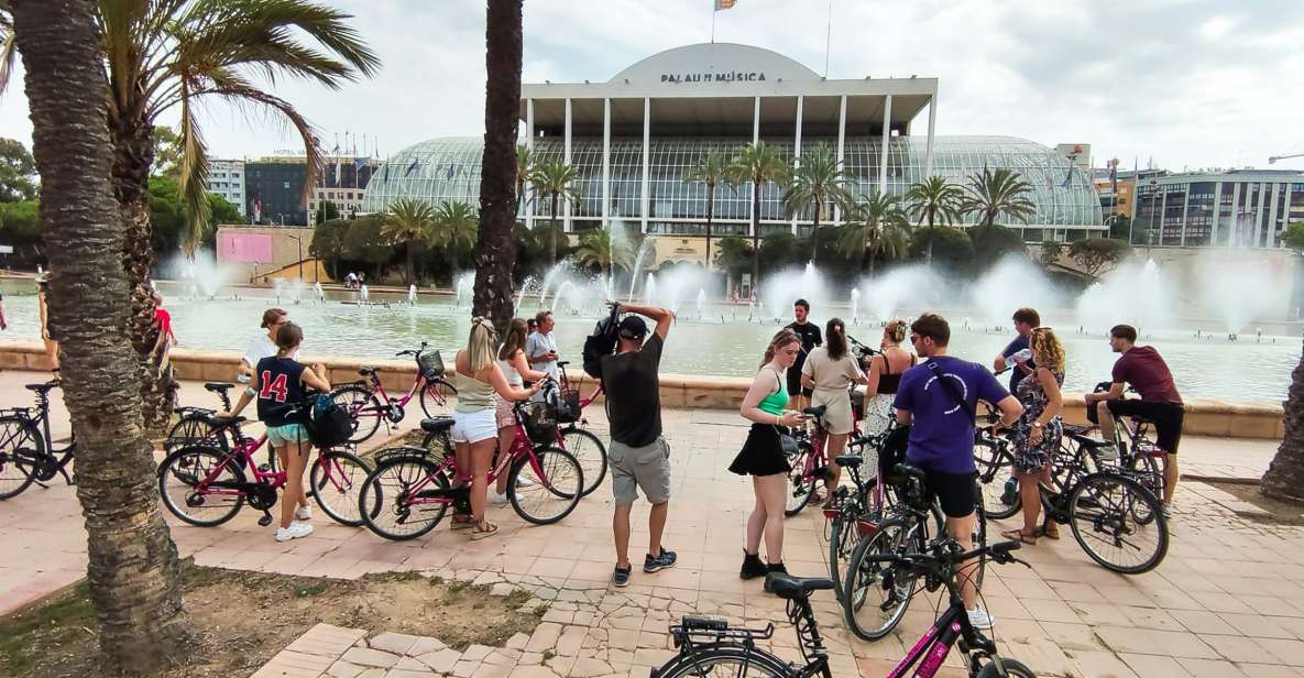 Valencia: City Highlights Guided Bike Tour - Tour Experience and Itinerary