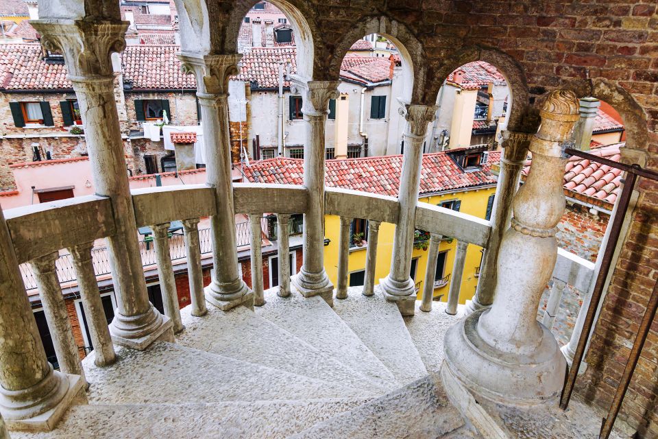 Venice: Palazzo Contarini Del Bovolo Entrance Ticket - Visitor Information