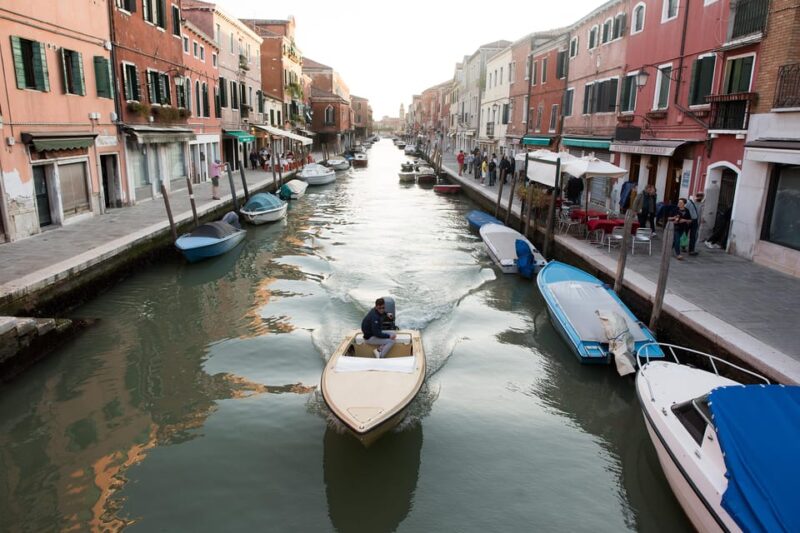 Venice: Rialto Market Tour With Aperitivo at Locals Home - Highlights of the Experience