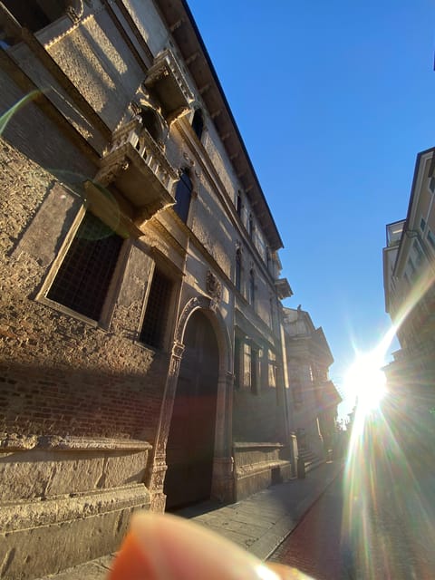 Vicenza: a Guided Walking Tour. Highlights & Hidden Gems - Exploring Vicenzas City Center