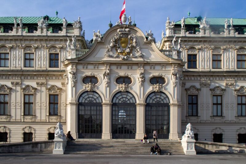 Vienna: Express Walk With a Local in 60 Minutes - Pricing and Cancellation Policy