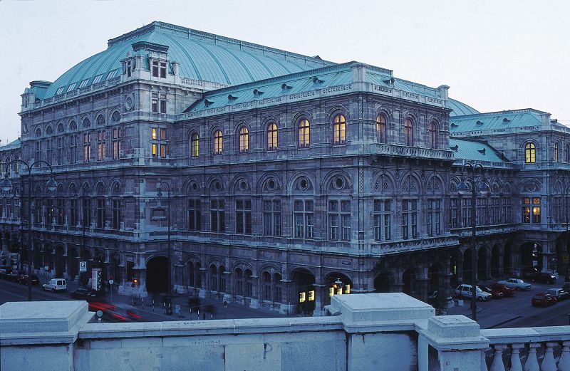 Vienna: Full-Day Private Tour - Highlights of the Experience