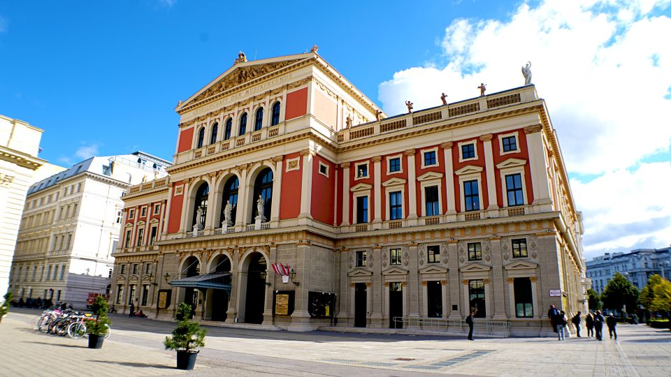 Vienna: Meet Strauss Private Guided Walking Tour - Highlights of the Experience