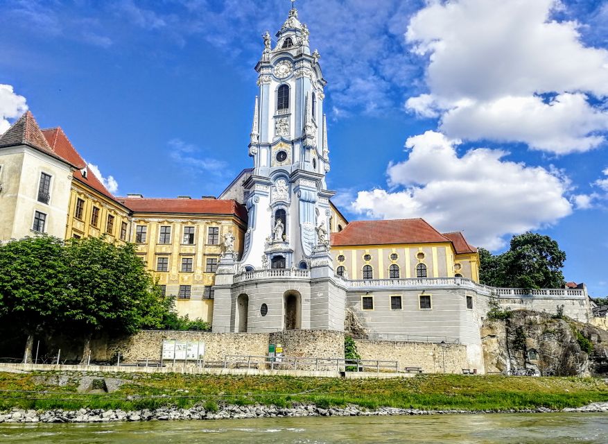 Vienna: Wachau Valley Private Kayak and Wine Tour - Itinerary Highlights