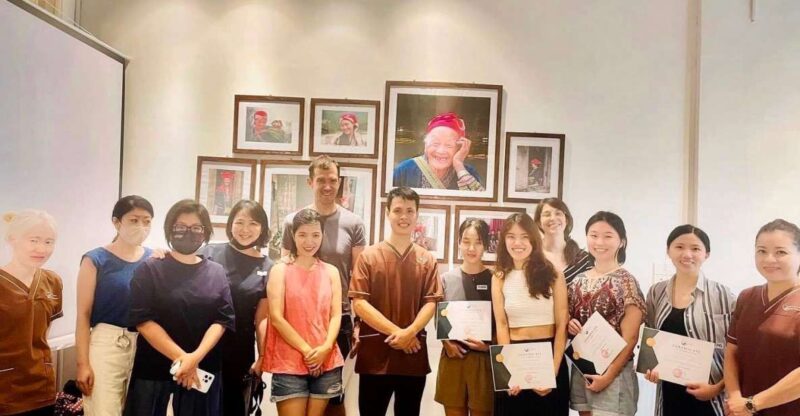 Vietnamese Deep Tissue Neck and Shoulder Massage Class - Learning Experience