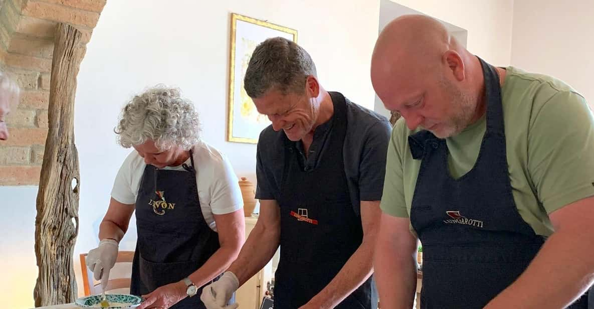 Vinci: Cooking Class of Local Food in a Tuscan Farm - Cooking Experience