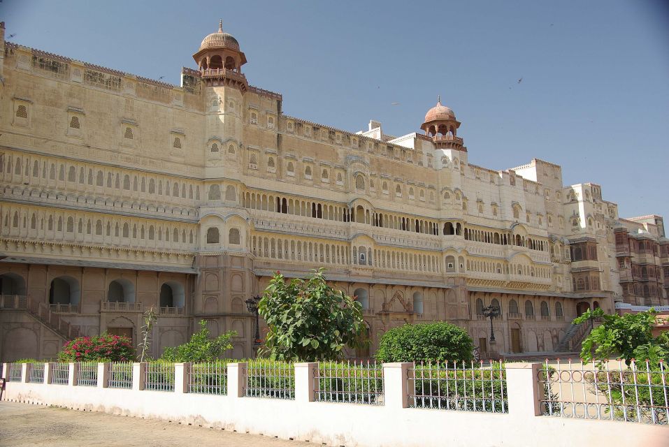 Visit Bikaner in Private Car With Guide Service - Major Attractions