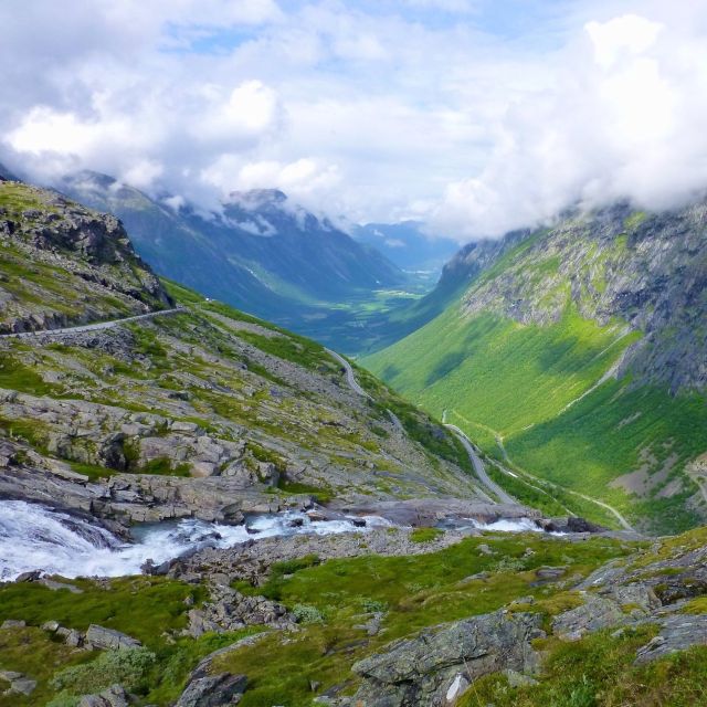 Voss: Guided Fjord & Glacier Tour to Fjærland - Experience Highlights