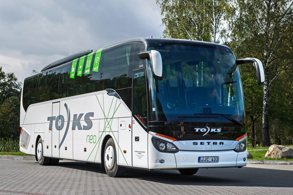 Warsaw: Bus Transfer To/From Vilnus - Experience and Comfort