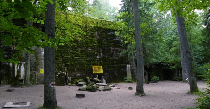 Warsaw: Private Full-Day Excursion to Wolfs Lair - Historical Significance of Wolfs Lair