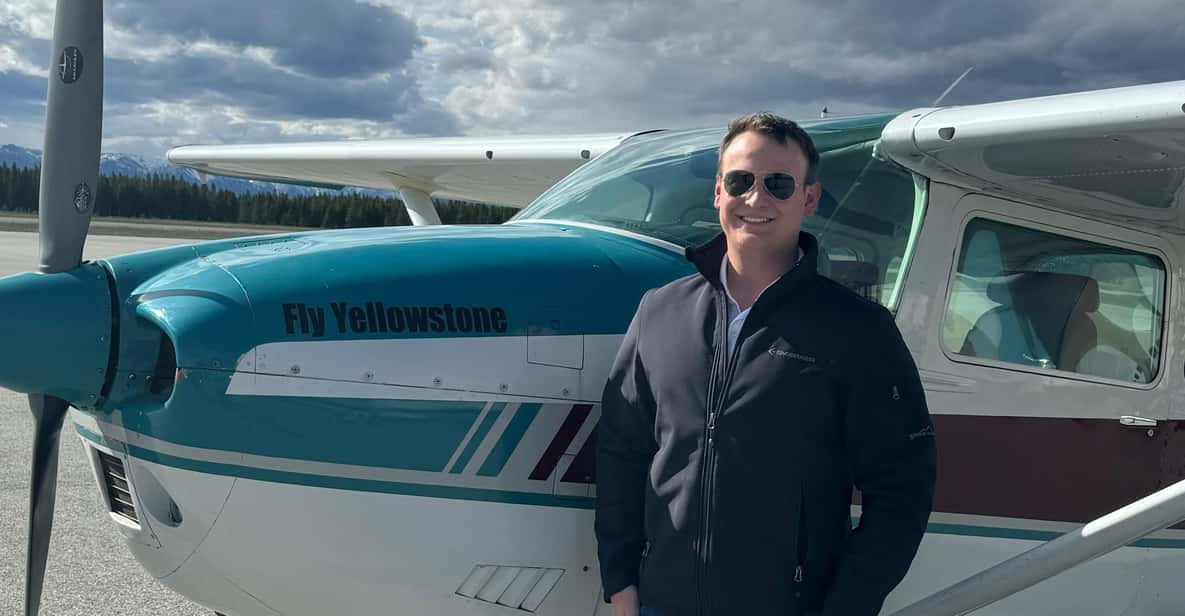 West Yellowstone:1 Hour Aerial Tour the Trifecta - Booking Your Experience