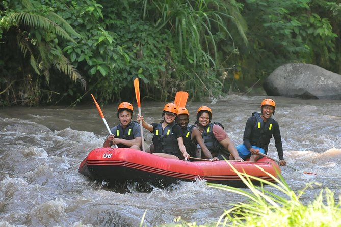 Whitewater Rafting Ayung River With Return Transfer in Ubud Bali - Included Amenities