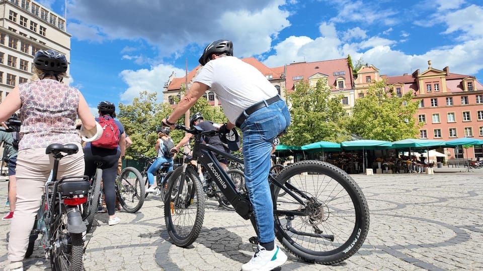 Wrocław: 3 Hour Tour With a Guide on Electric Bikes - Benefits of Electric Bikes