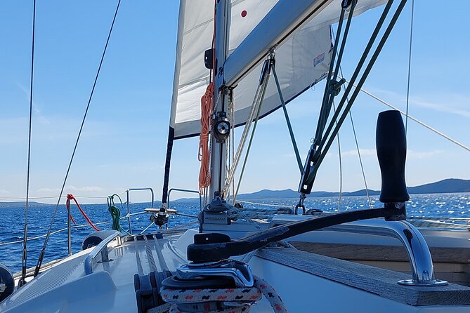 Zadar-Sailing Full Day Tour - Included Services